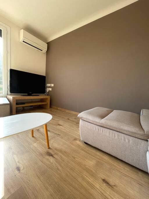 Appartement 2 Chambres +Parking Narbonne Kültér fotó